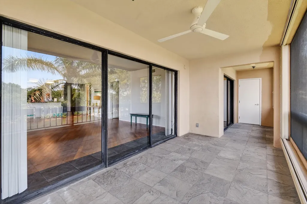 1036 Us Highway 1 North Palm Beach FL 33408
