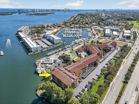 1036 Us Highway 1 North Palm Beach FL 33408