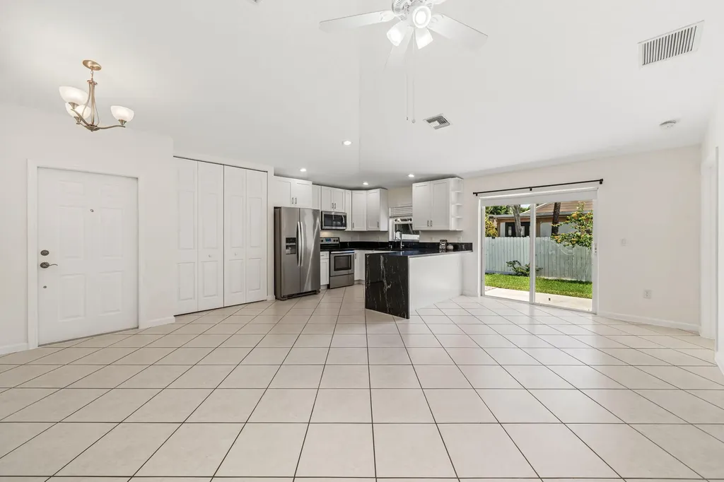 6196 Azalea Circle West Palm Beach FL 33415