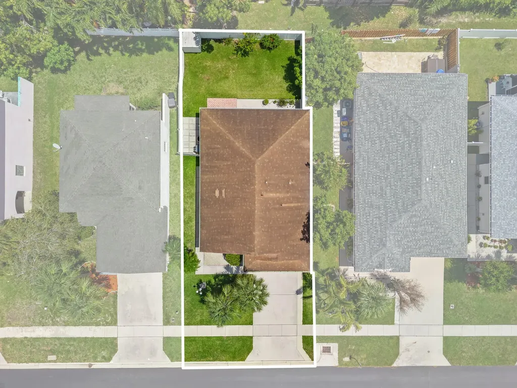 6196 Azalea Circle West Palm Beach FL 33415