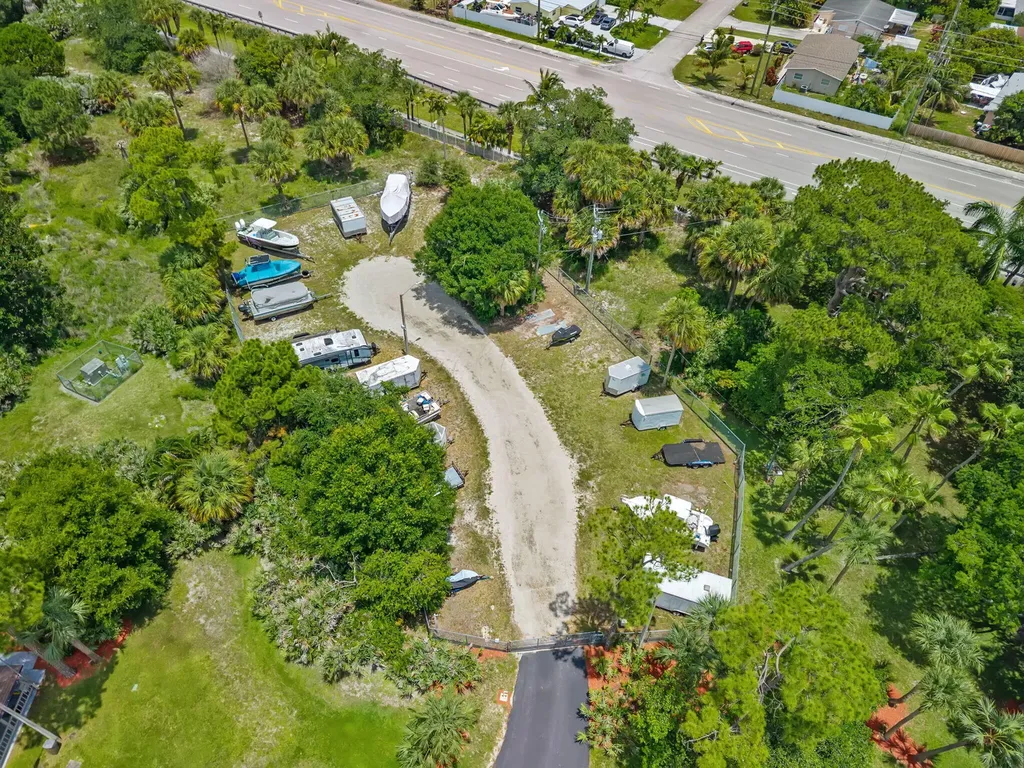 6196 Azalea Circle West Palm Beach FL 33415