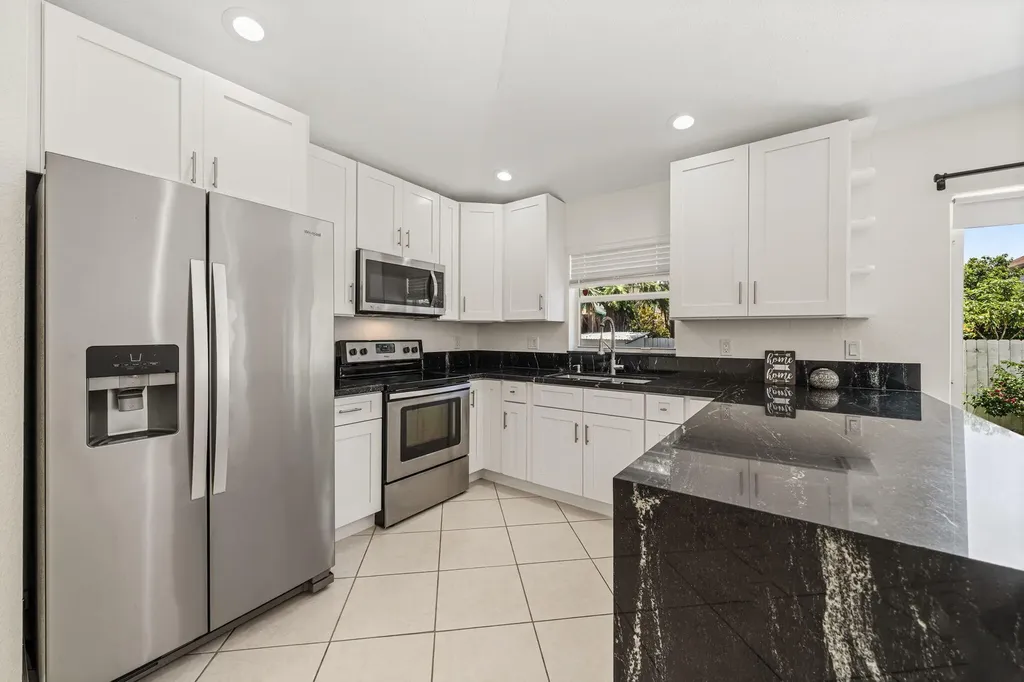 6196 Azalea Circle West Palm Beach FL 33415