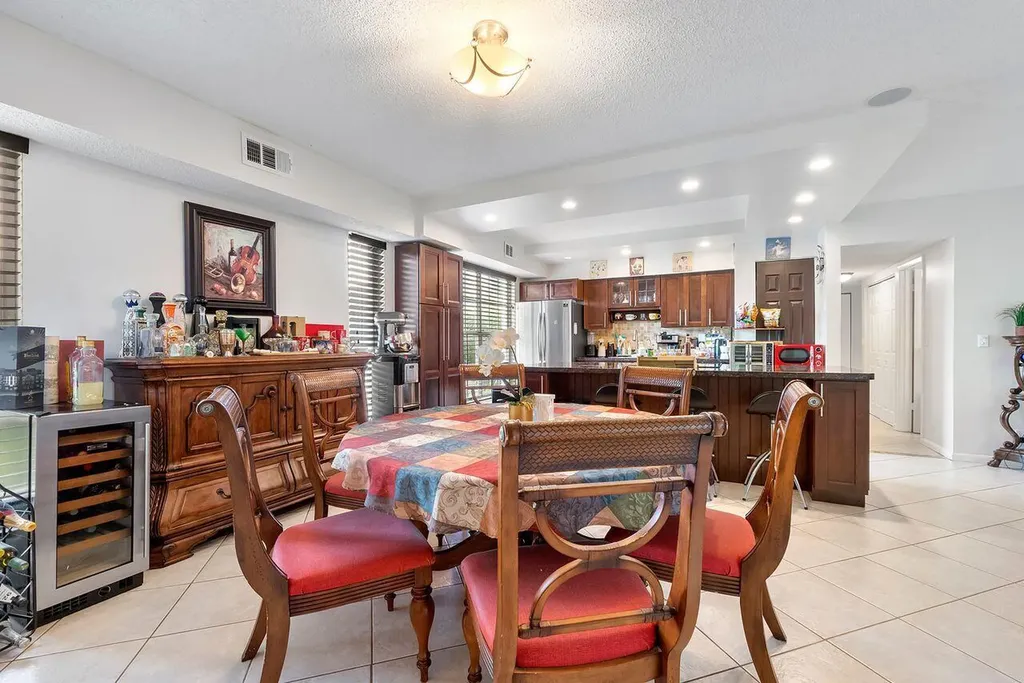 6237 Old Court Road Boca Raton FL 33433