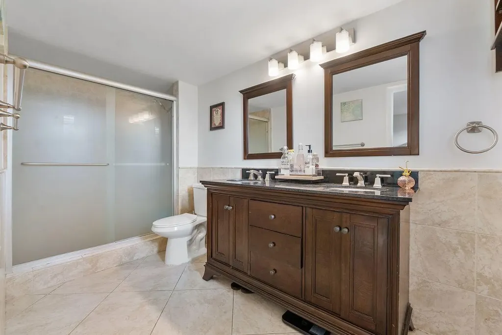 6237 Old Court Road Boca Raton FL 33433