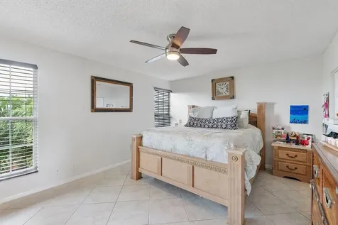 6237 Old Court Road Boca Raton FL 33433