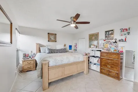 6237 Old Court Road Boca Raton FL 33433