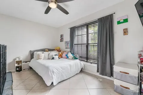 6237 Old Court Road Boca Raton FL 33433