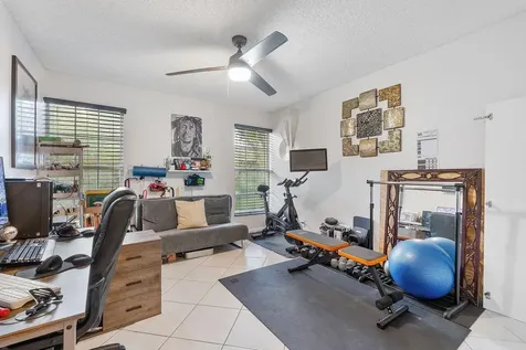 6237 Old Court Road Boca Raton FL 33433