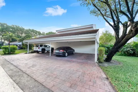 6237 Old Court Road Boca Raton FL 33433