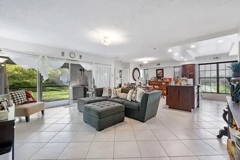 6237 Old Court Road Boca Raton FL 33433