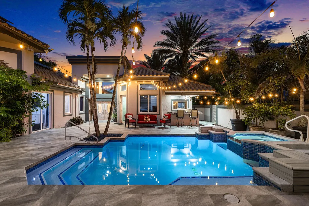 6595 NW 32nd Terrace Boca Raton FL 33496
