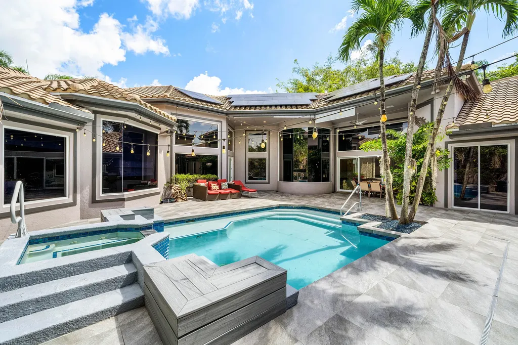 6595 NW 32nd Terrace Boca Raton FL 33496