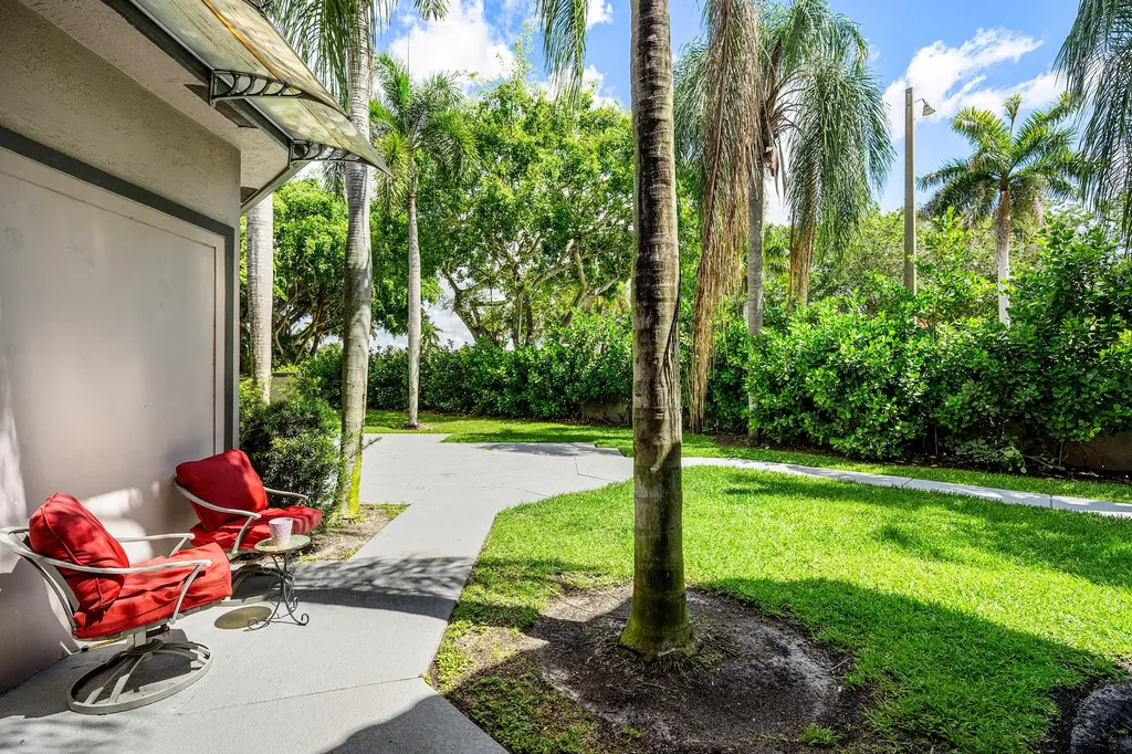 6595 NW 32nd Terrace Boca Raton FL 33496