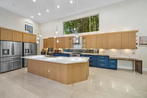 6595 NW 32nd Terrace Boca Raton FL 33496