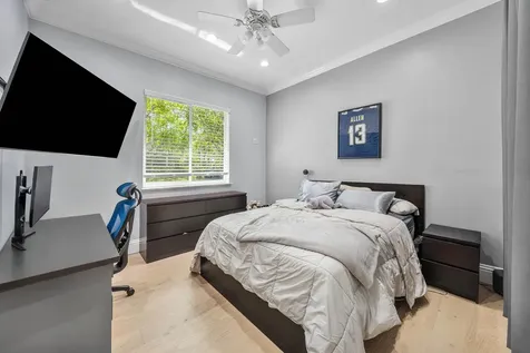 6595 NW 32nd Terrace Boca Raton FL 33496