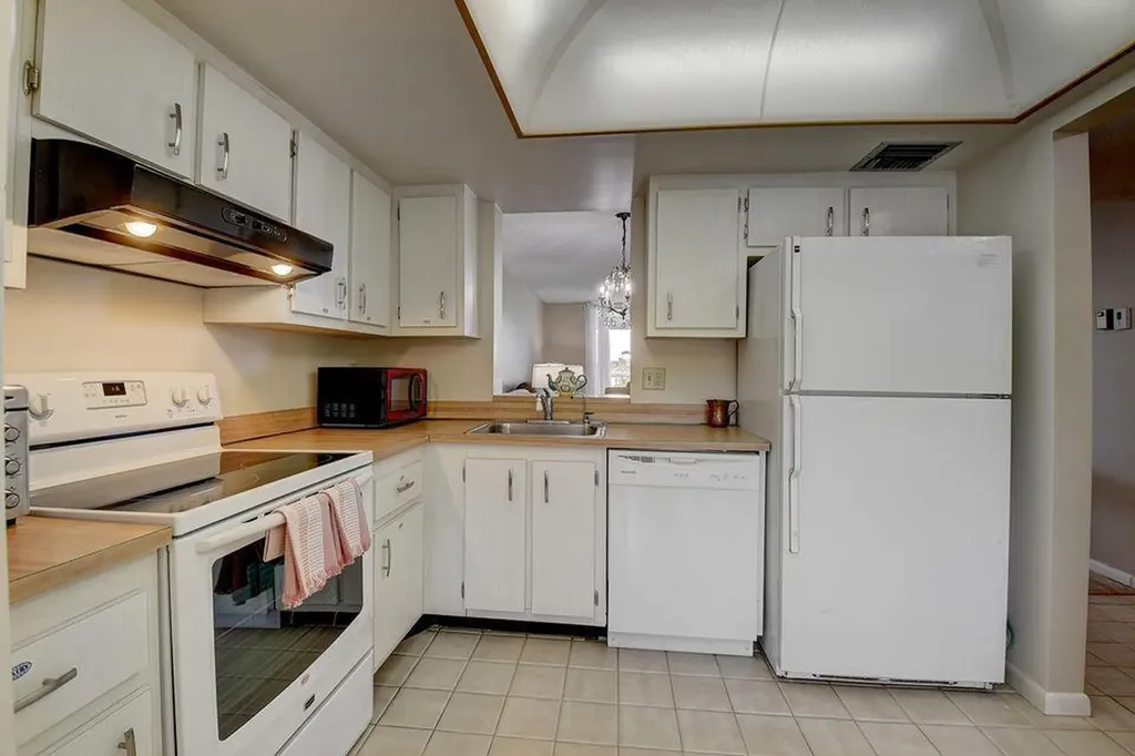 14671 Bonaire Boulevard Delray Beach FL 33446