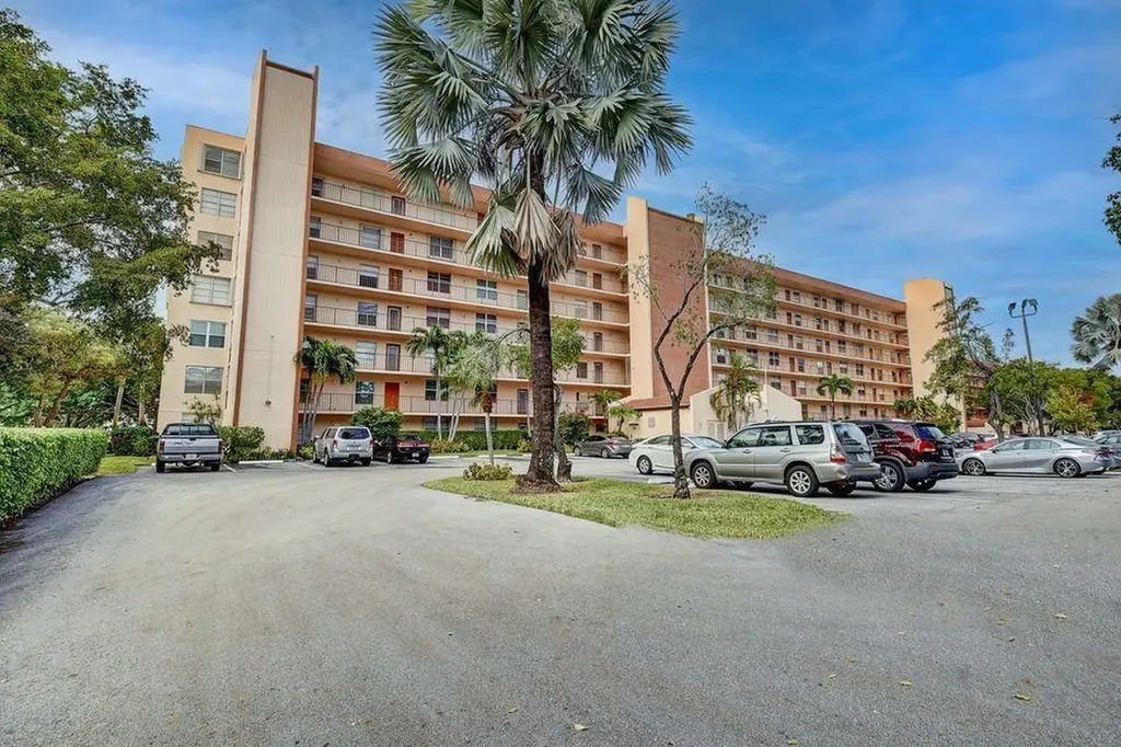 14671 Bonaire Boulevard Delray Beach FL 33446