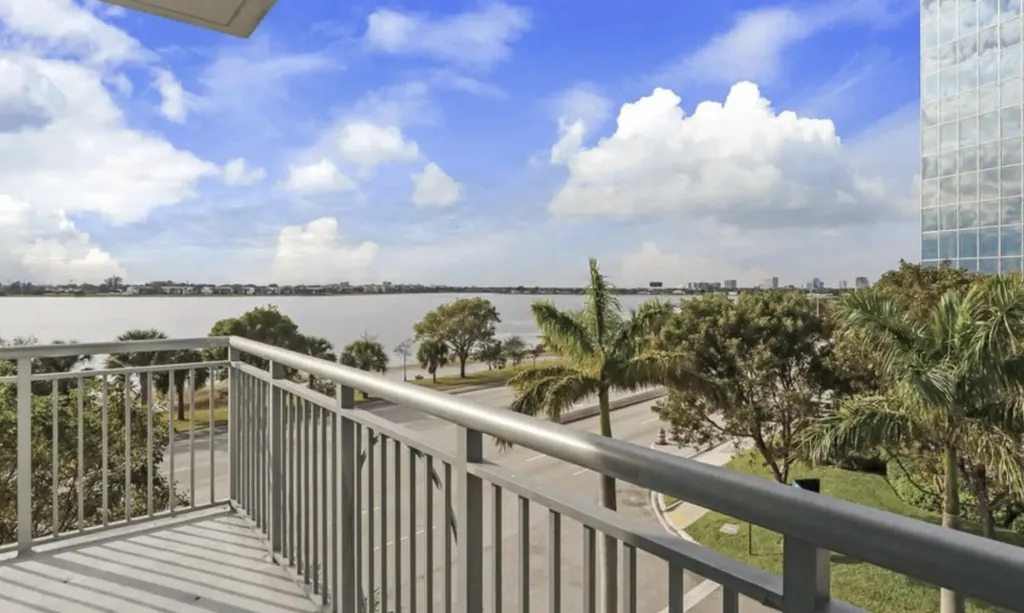 300 S Australian Avenue West Palm Beach FL 33401