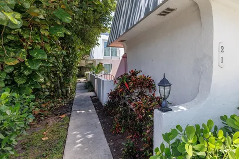 106 Linda Lane Palm Beach Shores FL 33404