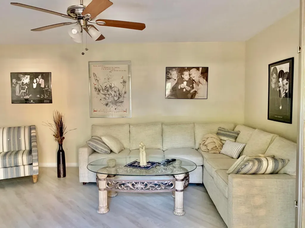 8115 SW 24 Th Street North Lauderdale FL 33068