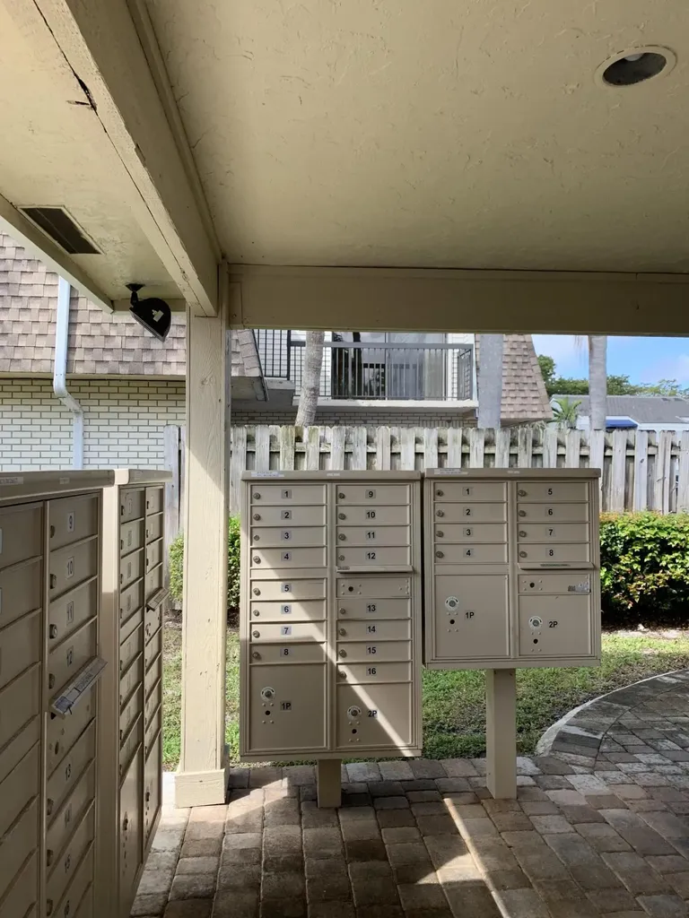 8115 SW 24 Th Street North Lauderdale FL 33068