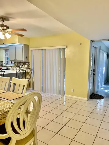 8115 SW 24 Th Street SW North Lauderdale FL 33068