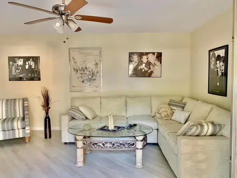 8115 SW 24 Th Street SW North Lauderdale FL 33068