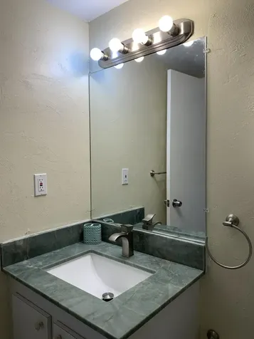 8115 SW 24 Th Street SW North Lauderdale FL 33068