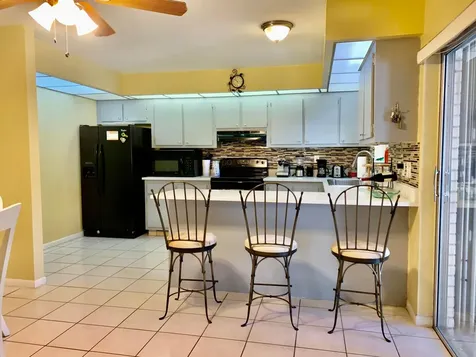 8115 SW 24 Th Street SW North Lauderdale FL 33068