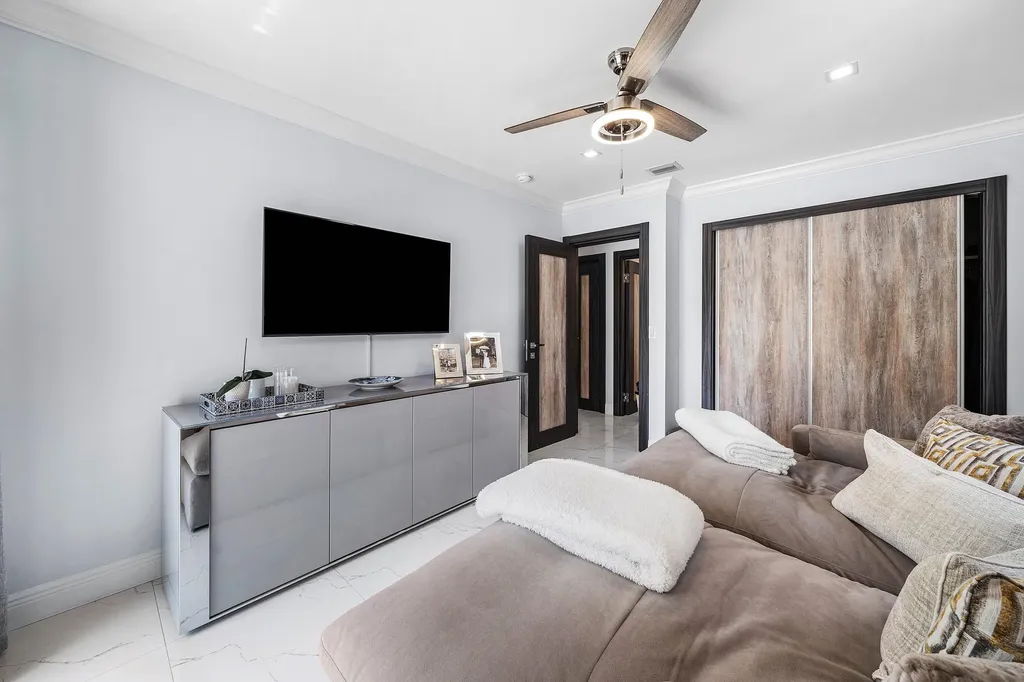 1029 W Palmetto Park Road Boca Raton FL 33486