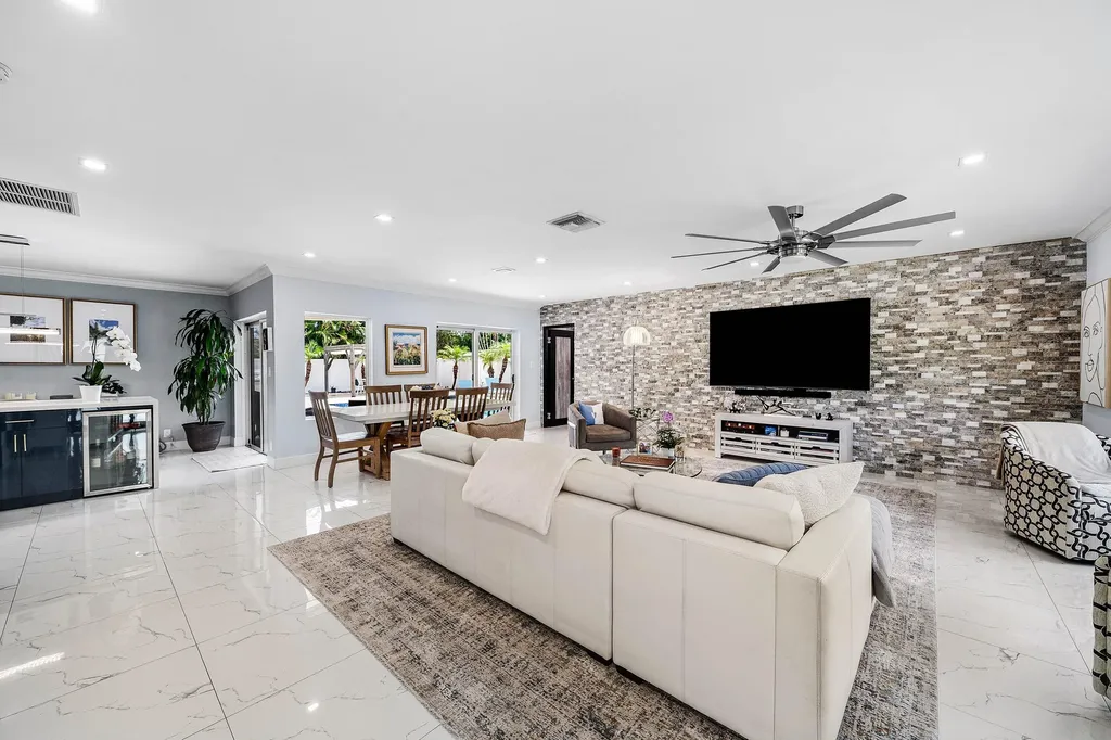 1029 W Palmetto Park Road Boca Raton FL 33486
