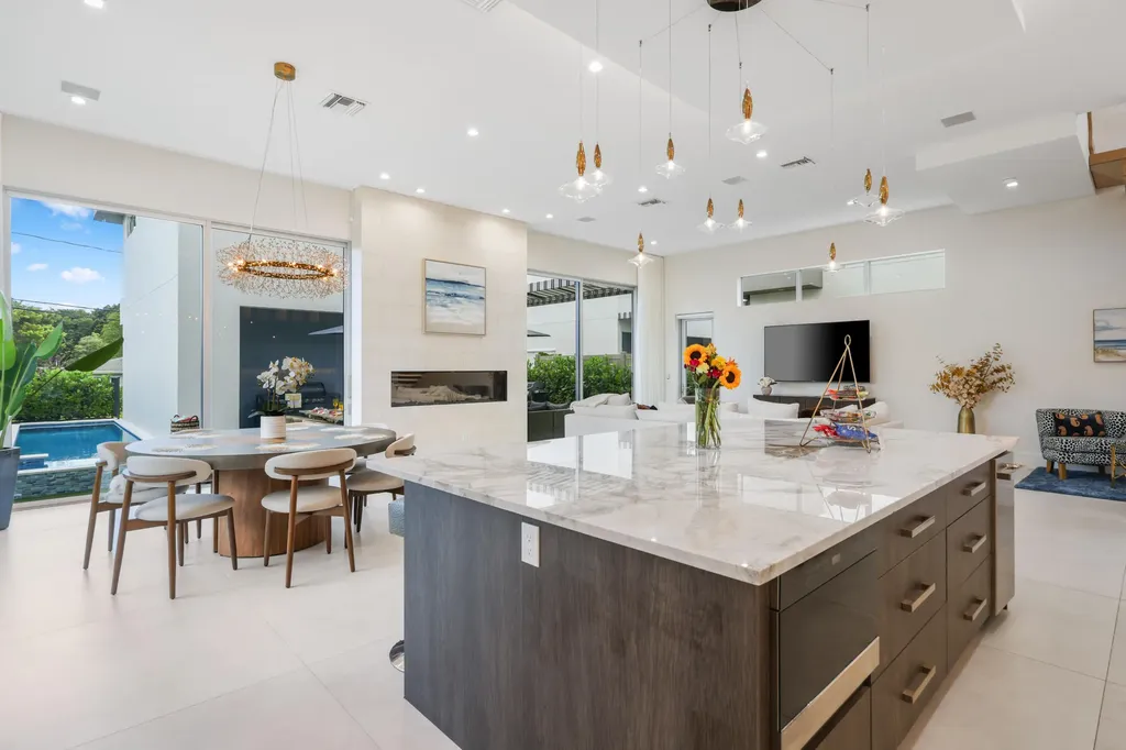 333 S Swinton Avenue Delray Beach FL 33444