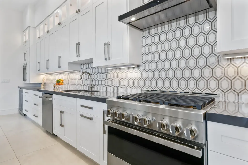 333 S Swinton Avenue Delray Beach FL 33444