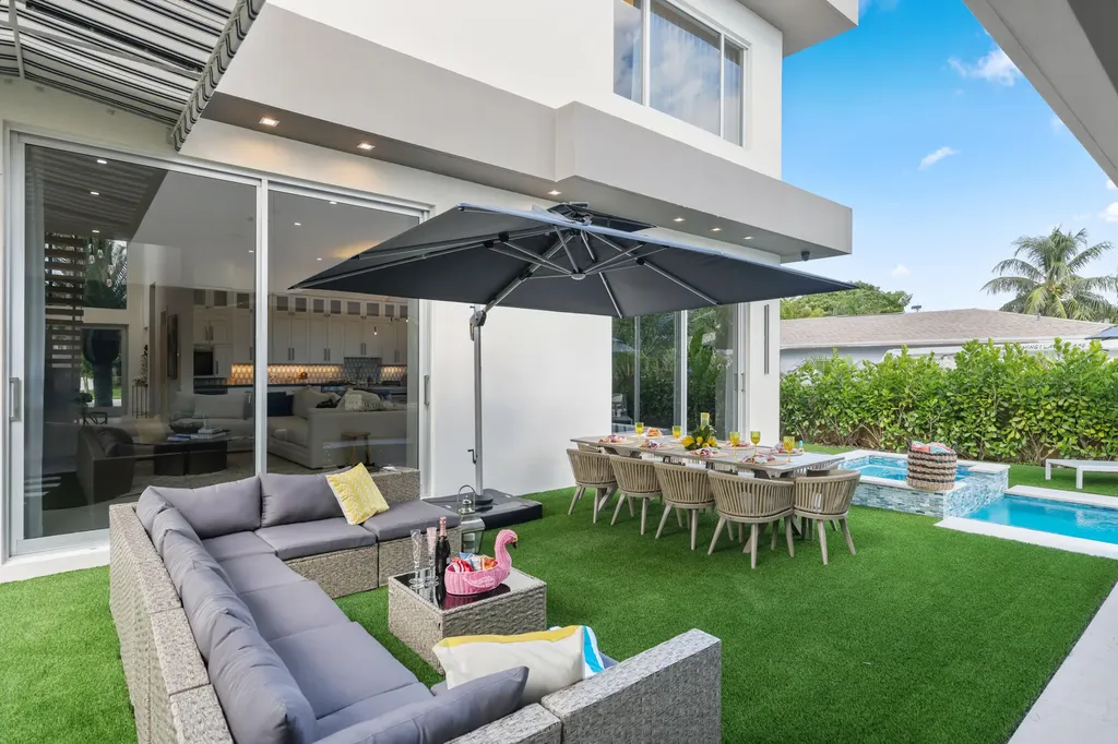 333 S Swinton Avenue Delray Beach FL 33444