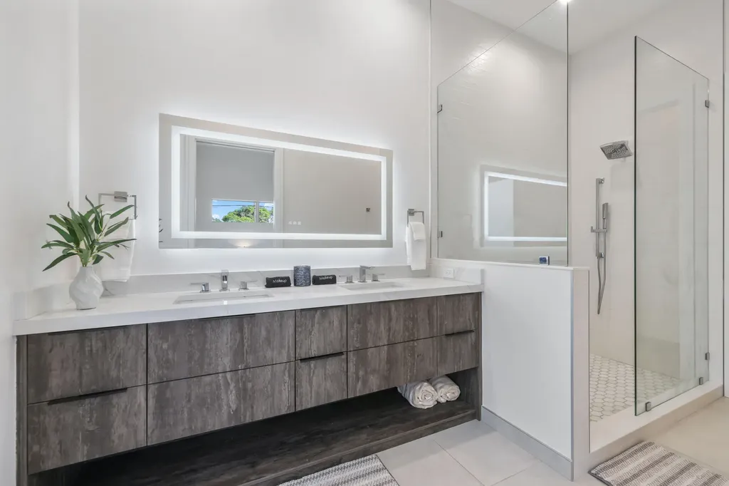 333 S Swinton Avenue Delray Beach FL 33444