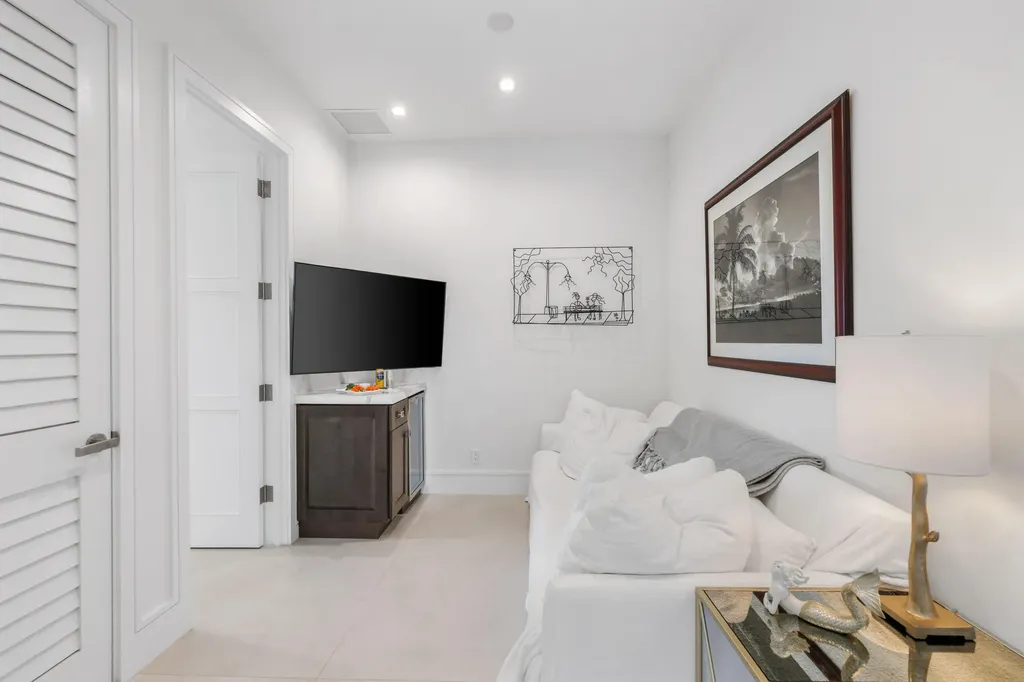 333 S Swinton Avenue Delray Beach FL 33444