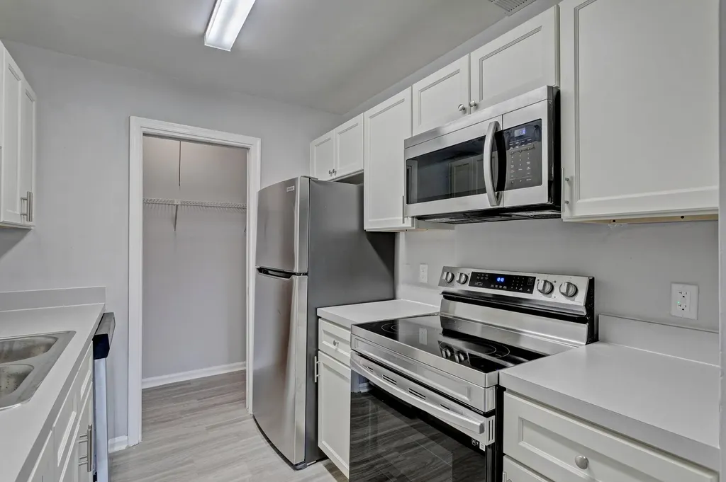 9186 Roan Lane West Palm Beach FL 33403