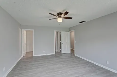 9186 Roan Lane West Palm Beach FL 33403