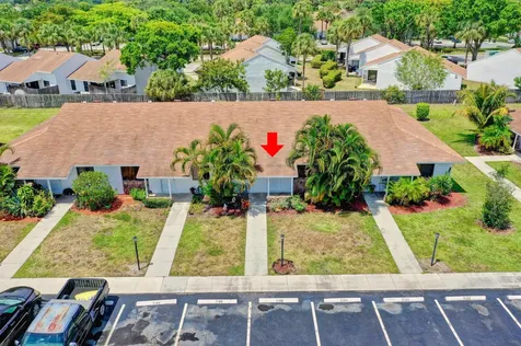 9186 Roan Lane West Palm Beach FL 33403