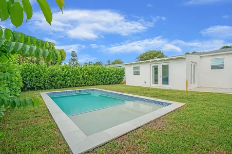 340 Summa Street West Palm Beach FL 33405