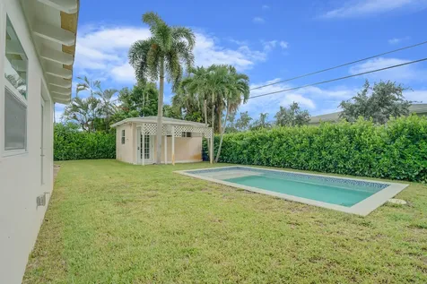 340 Summa Street West Palm Beach FL 33405