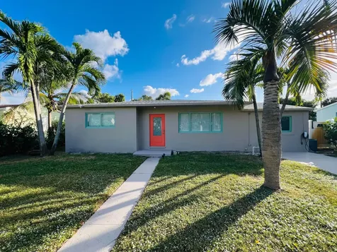340 Summa Street West Palm Beach FL 33405
