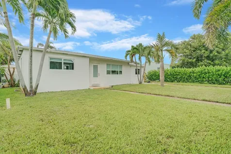 340 Summa Street West Palm Beach FL 33405