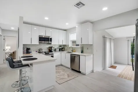 340 Summa Street West Palm Beach FL 33405