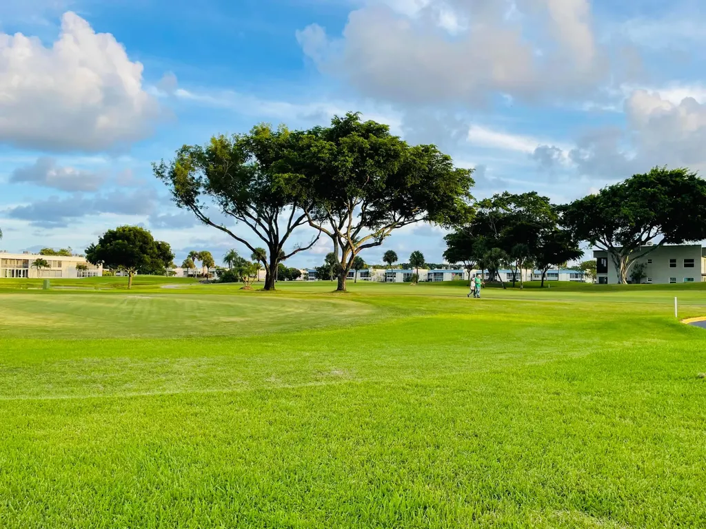 816 Normandy Q Delray Beach FL 33484