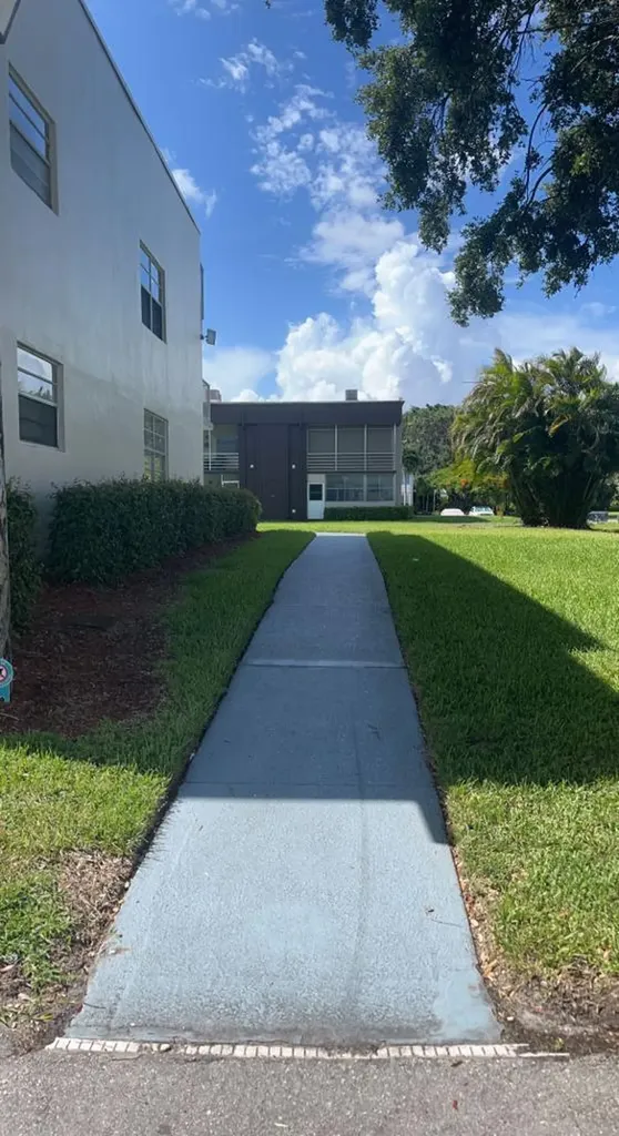 816 Normandy Q Delray Beach FL 33484