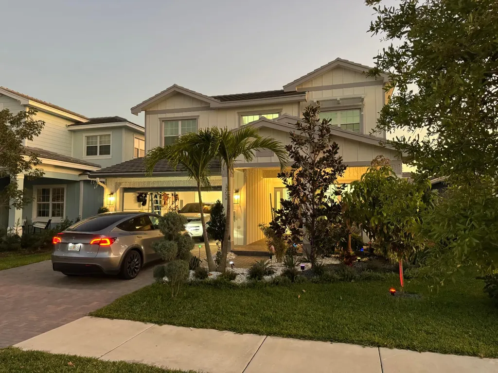 17234 Tawny Owl Trail Loxahatchee FL 33470