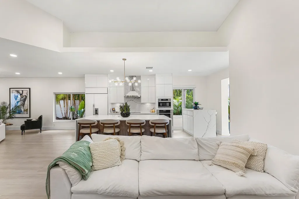 1210 Delray Lakes Drive Delray Beach FL 33444