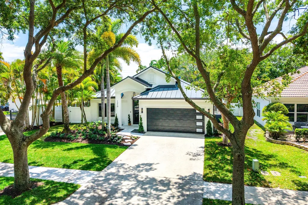 1210 Delray Lakes Drive Delray Beach FL 33444