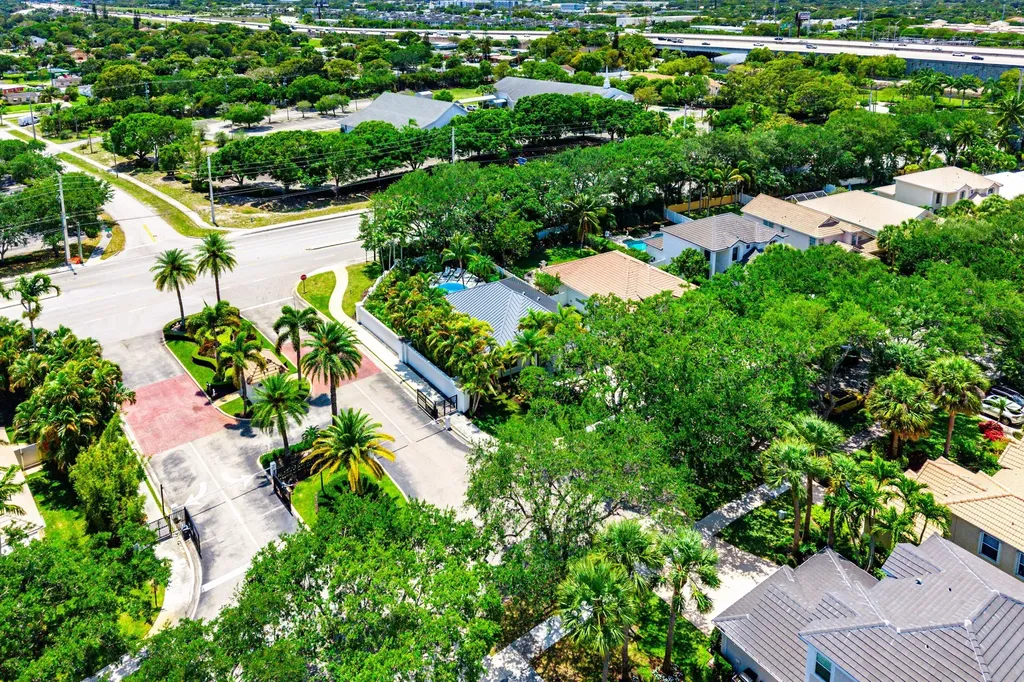 1210 Delray Lakes Drive Delray Beach FL 33444